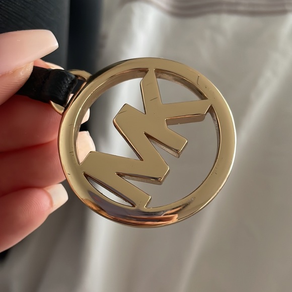 MICHAEL KORS Satchel - Picture 7 of 11